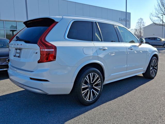 2022 Volvo XC90 Momentum