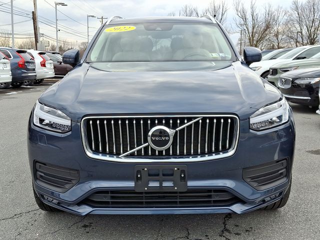 2022 Volvo XC90 Momentum