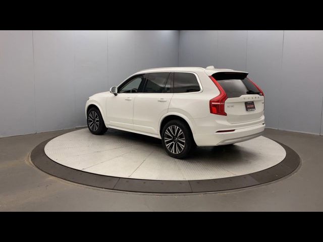 2022 Volvo XC90 Momentum