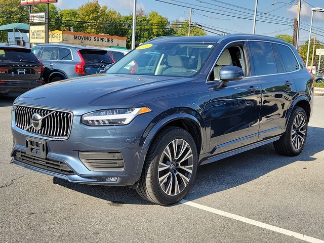 2022 Volvo XC90 Momentum