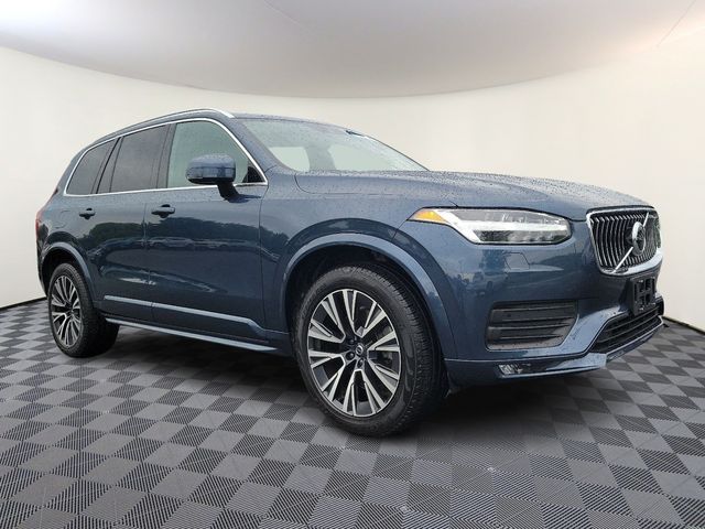 2022 Volvo XC90 Momentum