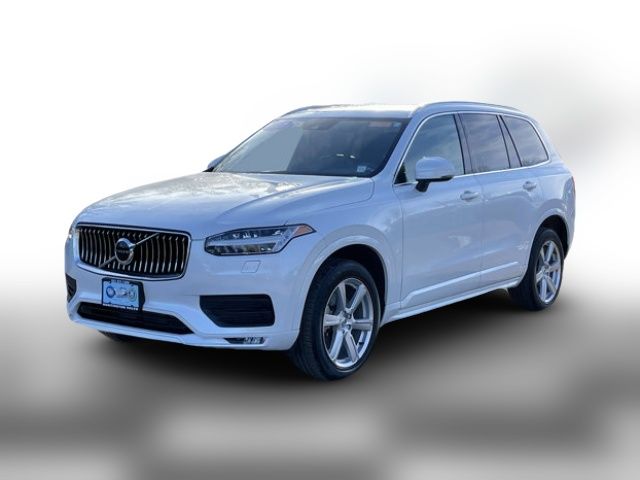 2022 Volvo XC90 Momentum