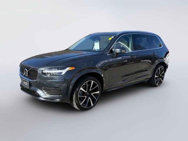 2022 Volvo XC90 Momentum