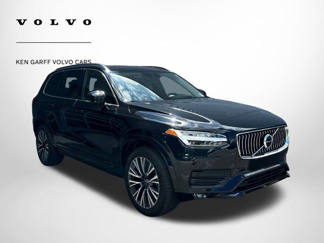 2022 Volvo XC90 Momentum