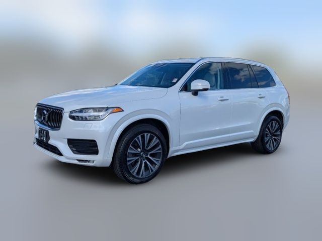 2022 Volvo XC90 Momentum