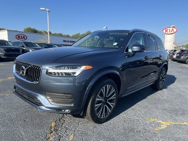 2022 Volvo XC90 Momentum