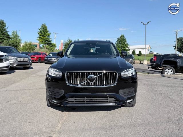 2022 Volvo XC90 Momentum