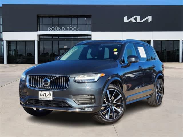 2022 Volvo XC90 Momentum