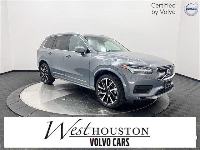 2022 Volvo XC90 Momentum