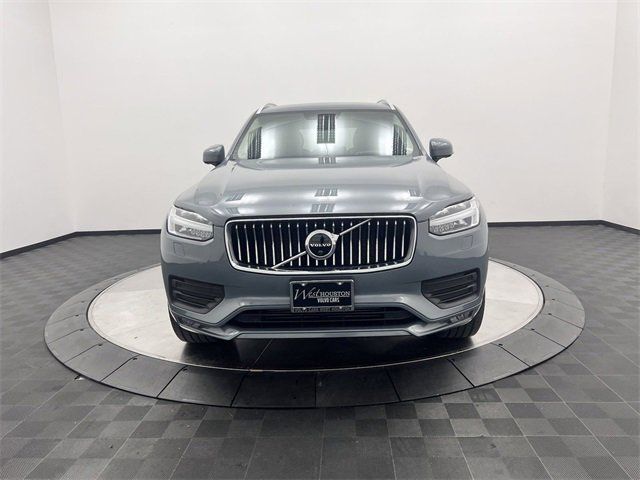 2022 Volvo XC90 Momentum