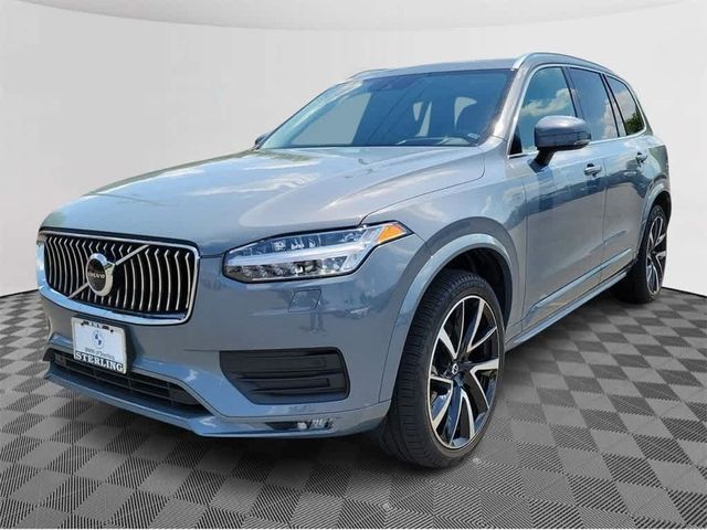 2022 Volvo XC90 Momentum