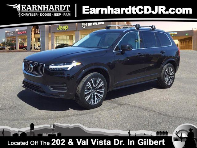 2022 Volvo XC90 Momentum