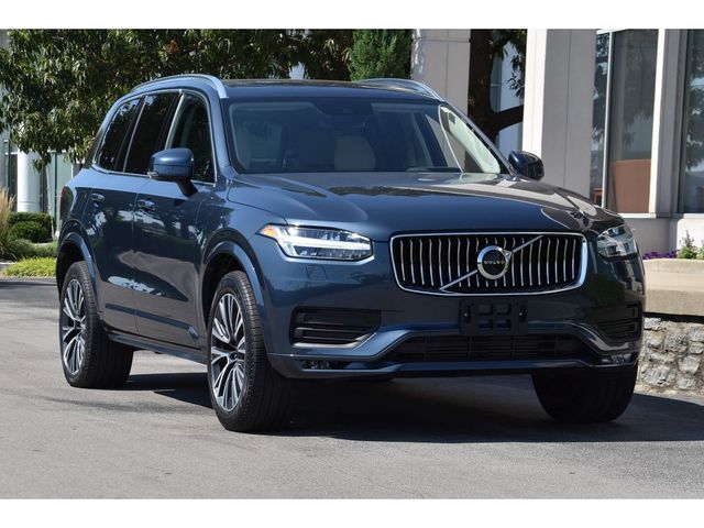 2022 Volvo XC90 Momentum