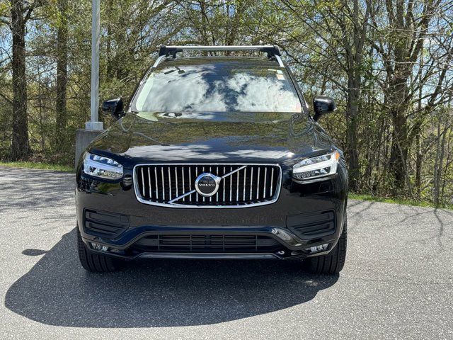 2022 Volvo XC90 Momentum