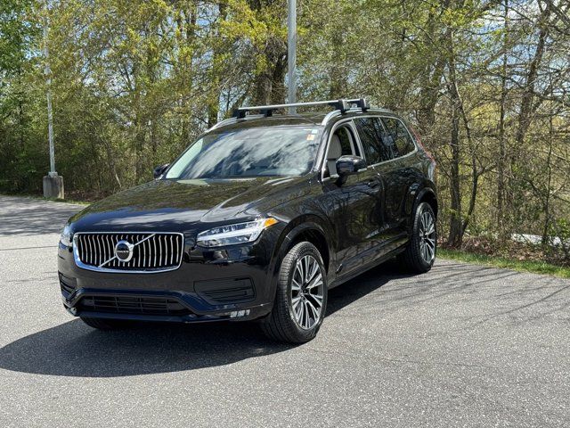 2022 Volvo XC90 Momentum