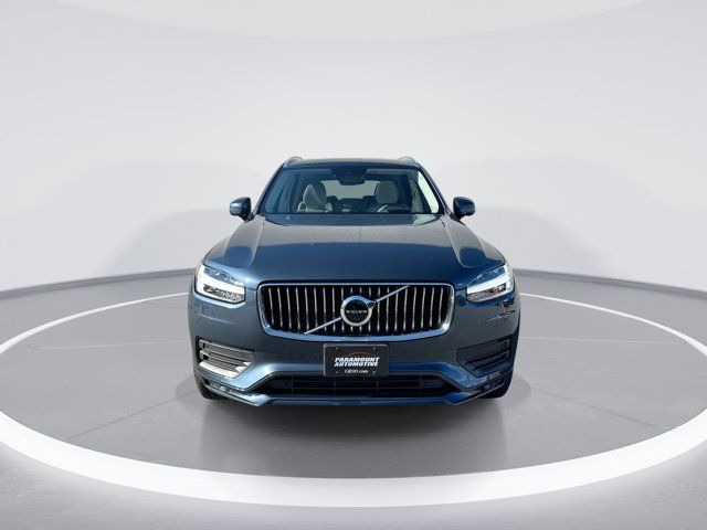 2022 Volvo XC90 Momentum