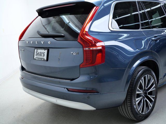 2022 Volvo XC90 Momentum