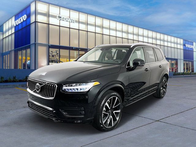 2022 Volvo XC90 Momentum