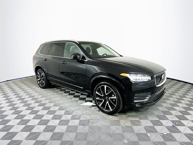 2022 Volvo XC90 Momentum