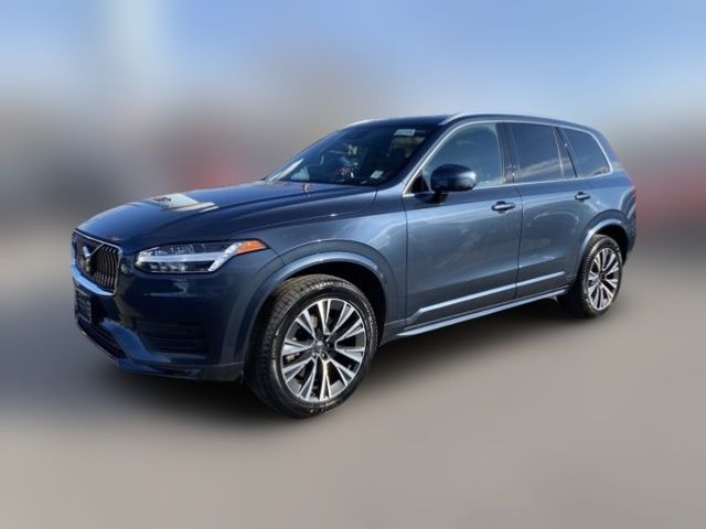 2022 Volvo XC90 Momentum