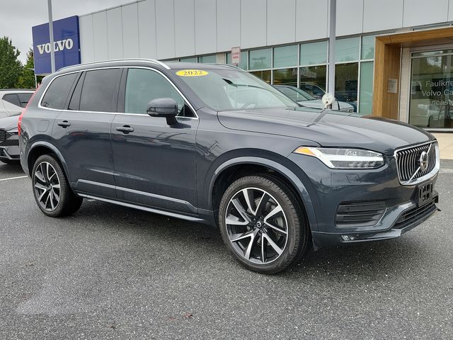 2022 Volvo XC90 Momentum