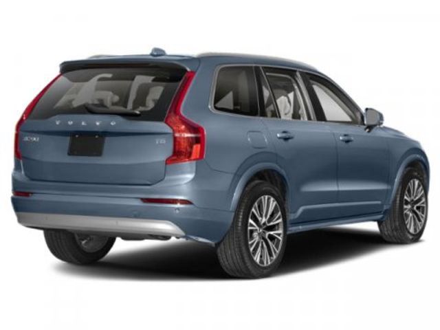 2022 Volvo XC90 Momentum