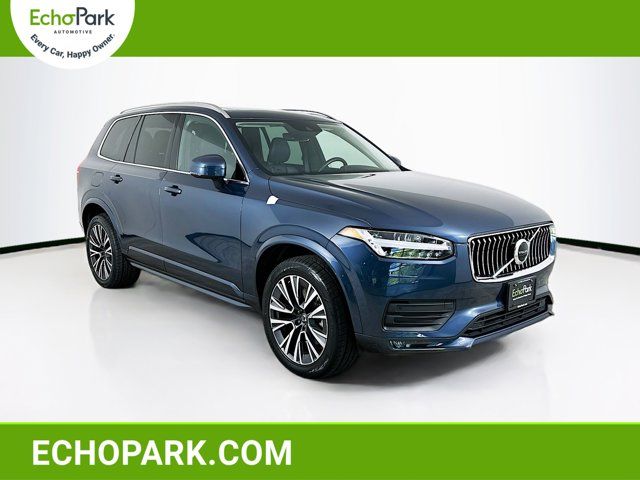 2022 Volvo XC90 Momentum