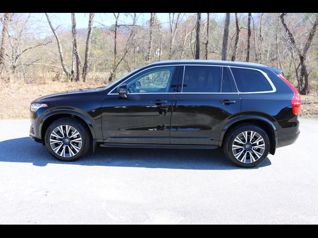 2022 Volvo XC90 Momentum