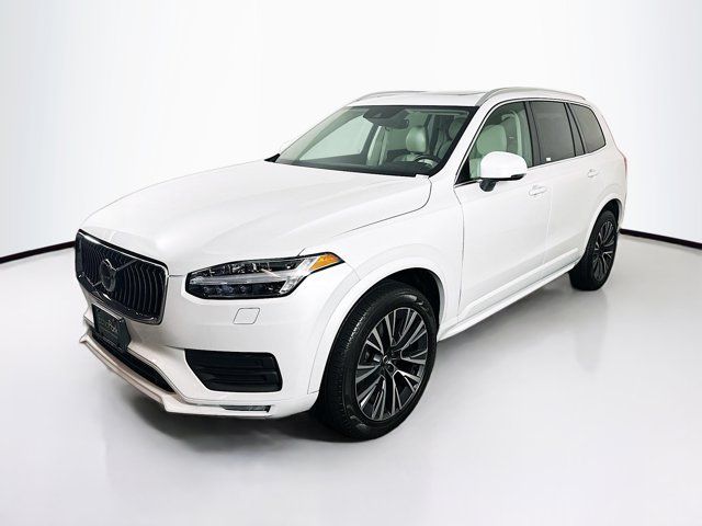 2022 Volvo XC90 Momentum