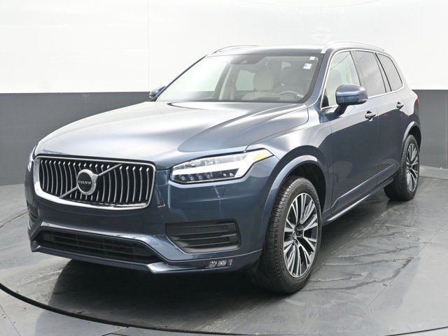 2022 Volvo XC90 Momentum