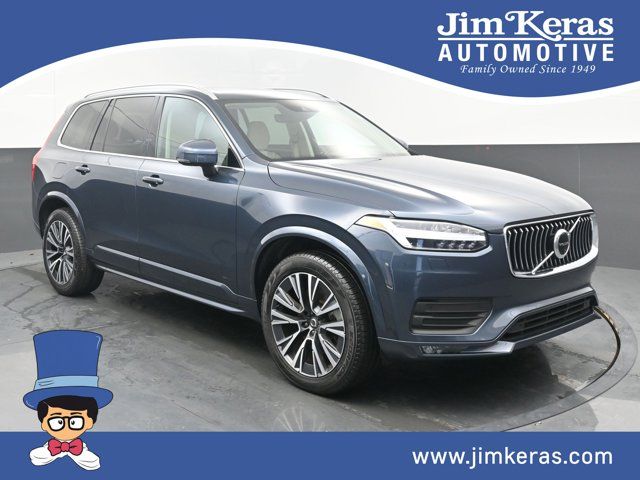 2022 Volvo XC90 Momentum