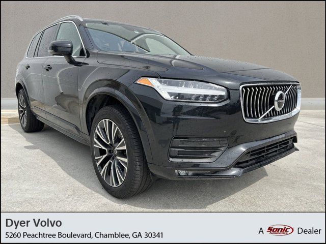 2022 Volvo XC90 Momentum