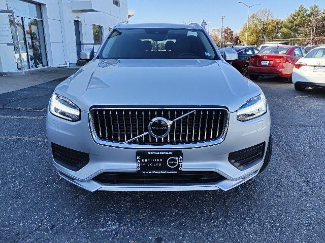 2022 Volvo XC90 Momentum