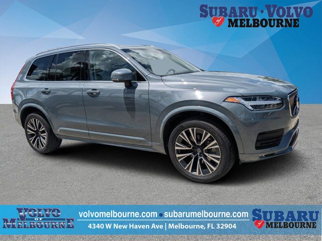 2022 Volvo XC90 Momentum