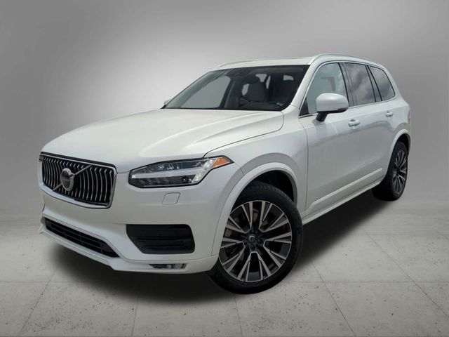 2022 Volvo XC90 Momentum