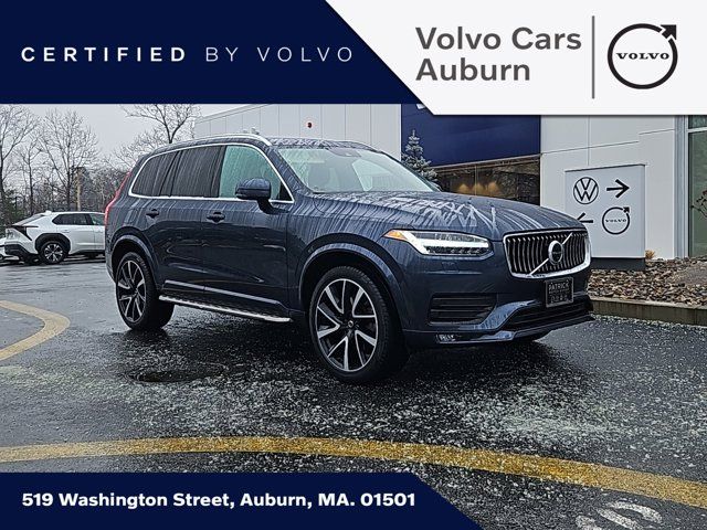 2022 Volvo XC90 Momentum