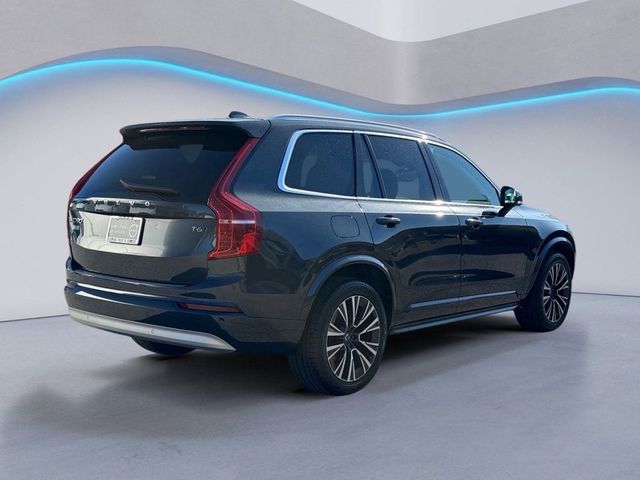 2022 Volvo XC90 Momentum