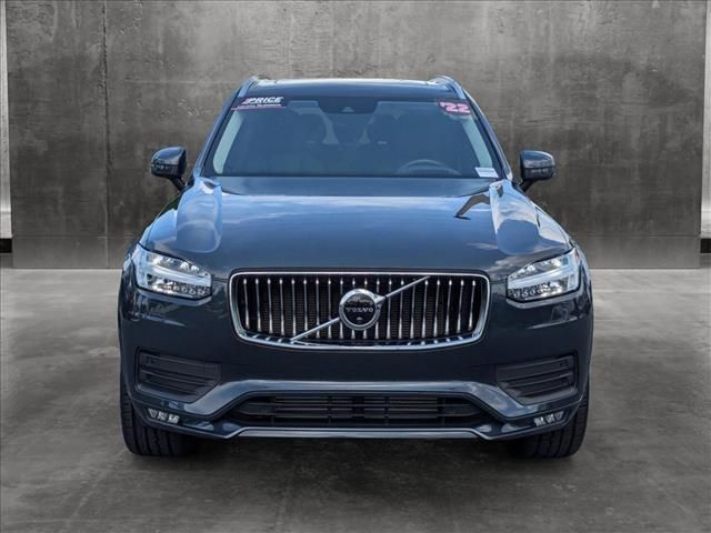 2022 Volvo XC90 Momentum