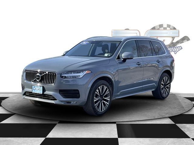 2022 Volvo XC90 Momentum