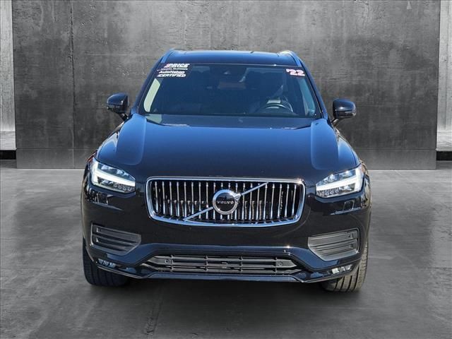 2022 Volvo XC90 Momentum