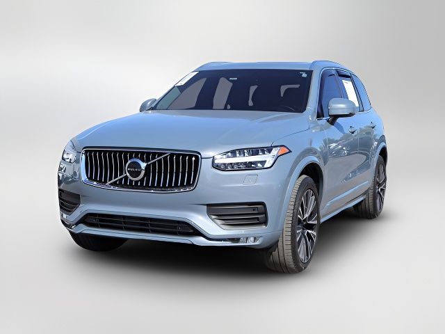2022 Volvo XC90 Momentum