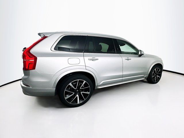 2022 Volvo XC90 Momentum