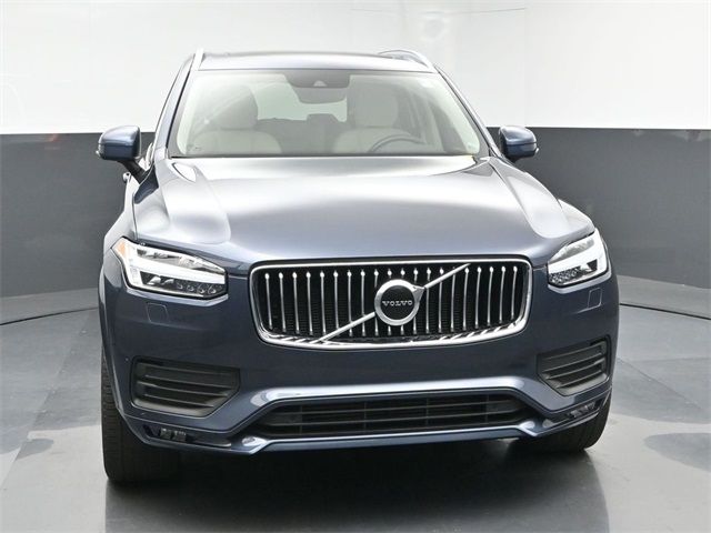 2022 Volvo XC90 Momentum