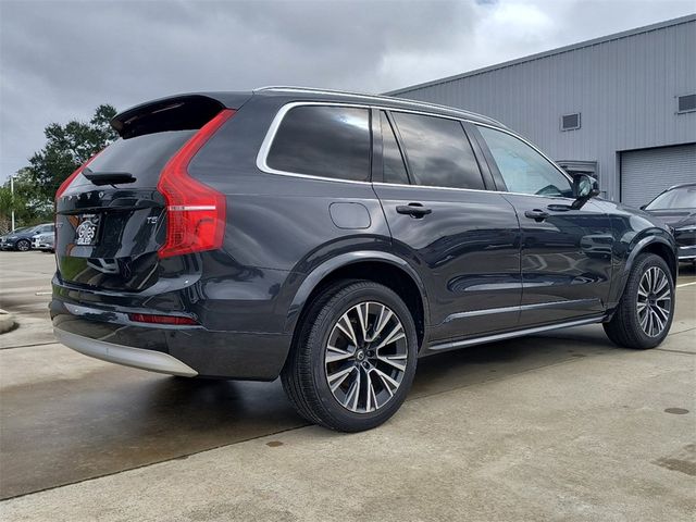 2022 Volvo XC90 Momentum