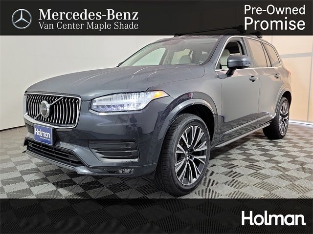 2022 Volvo XC90 Momentum