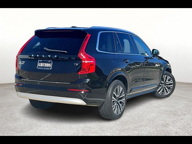 2022 Volvo XC90 Momentum