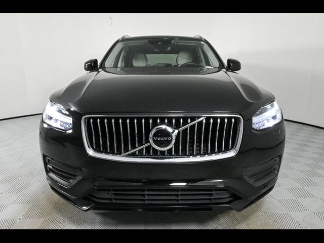 2022 Volvo XC90 Momentum