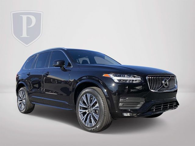 2022 Volvo XC90 Momentum