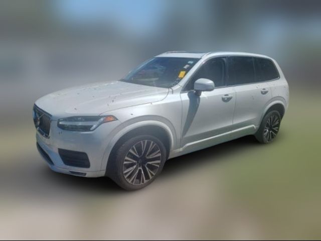 2022 Volvo XC90 Momentum