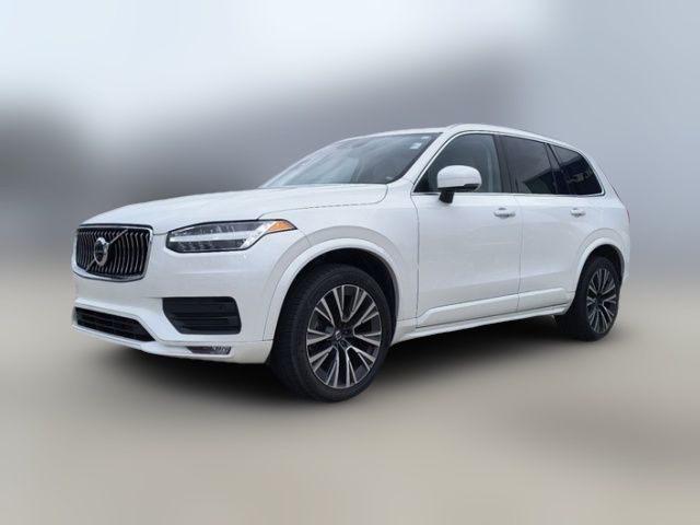 2022 Volvo XC90 Momentum